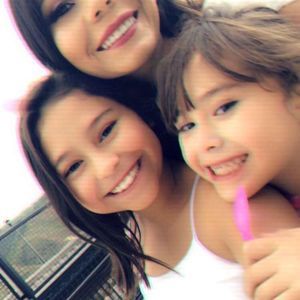 Meet your Posher, Vita